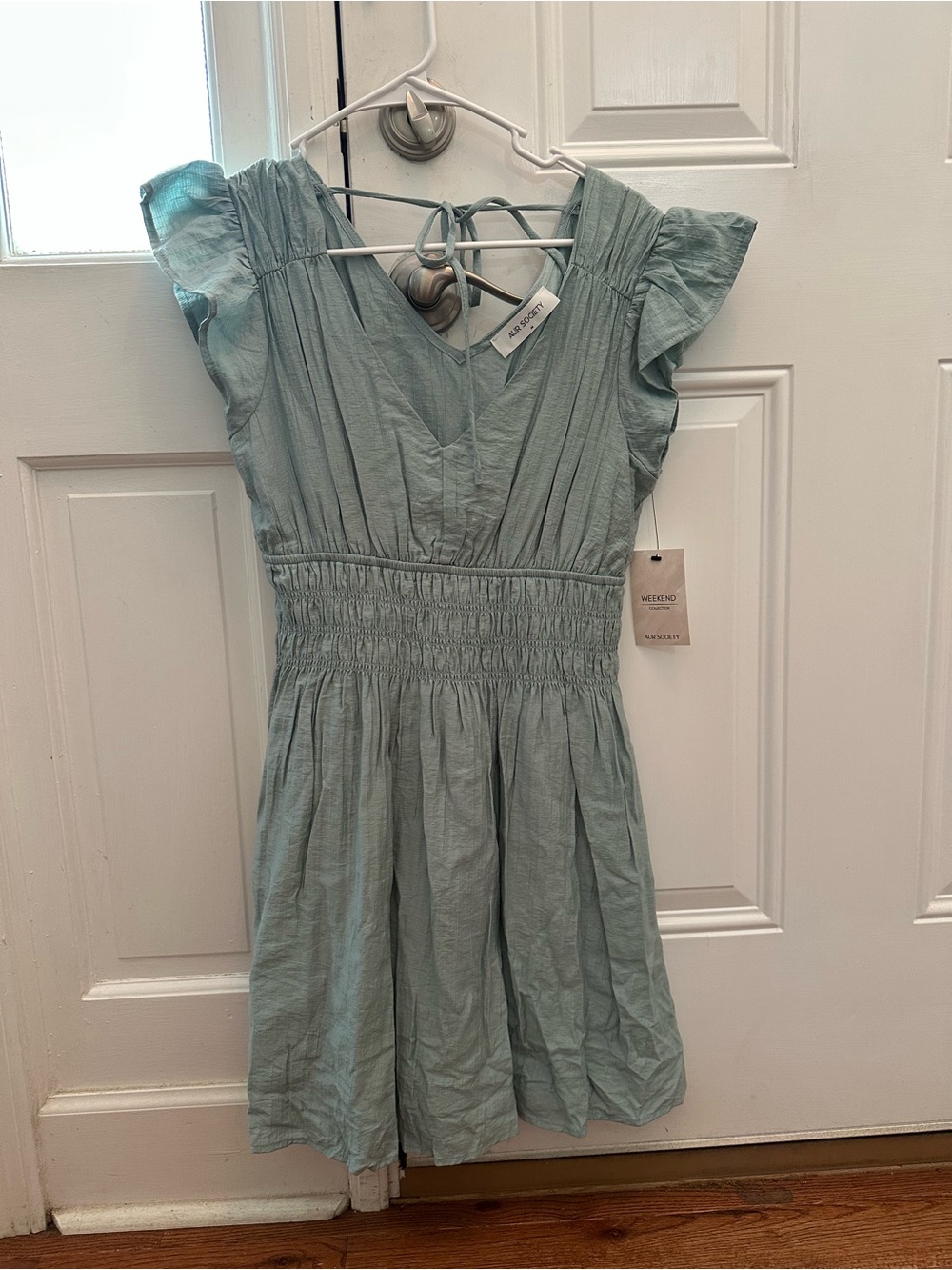 NWT Aur Society Aur mint colored size medium